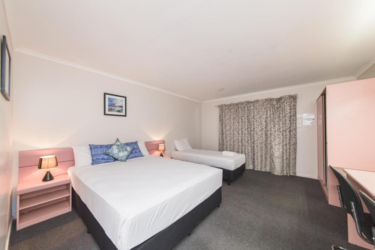 Motel Metro 3*